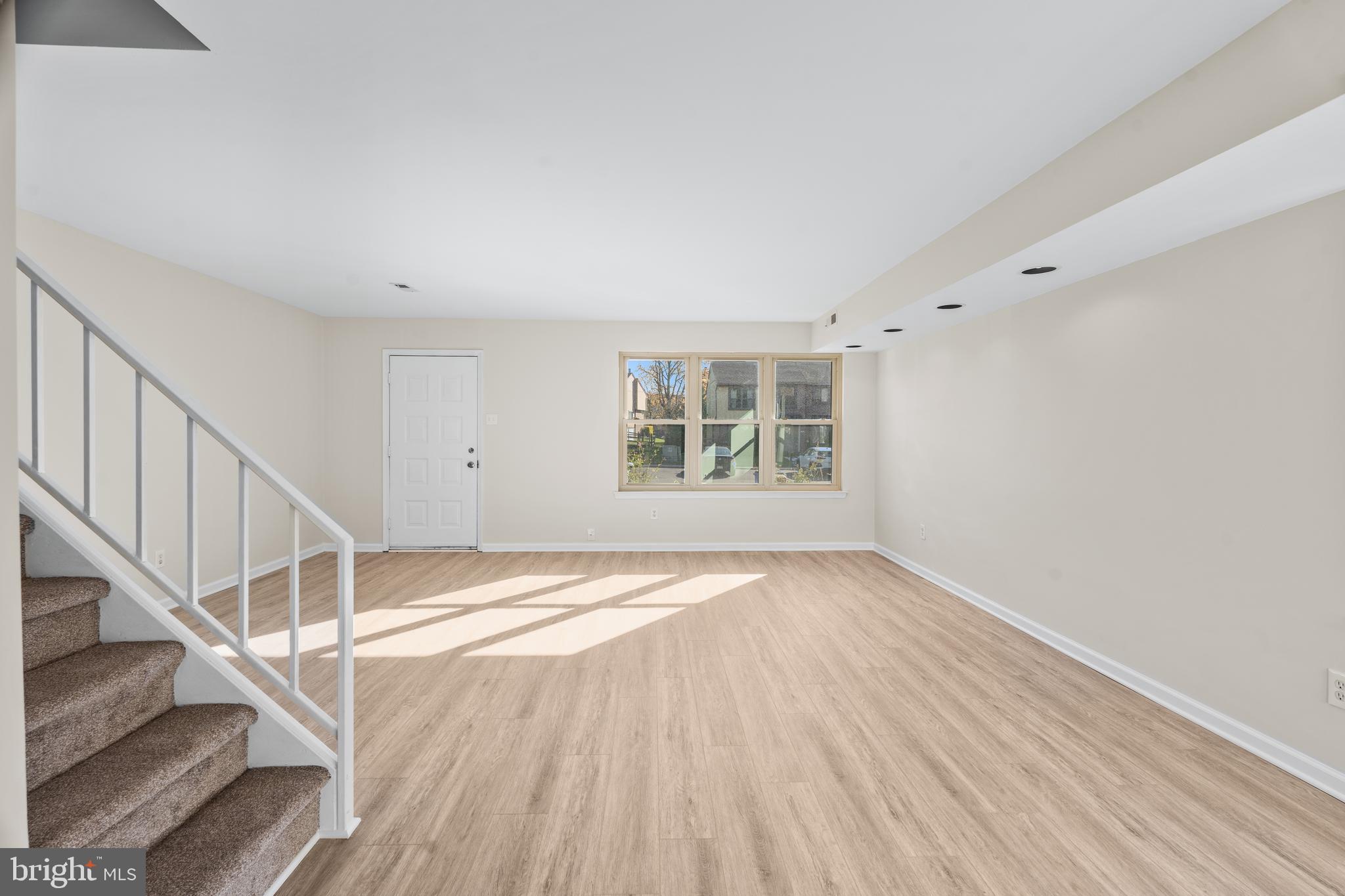 CLUSTERS - Residential Lease