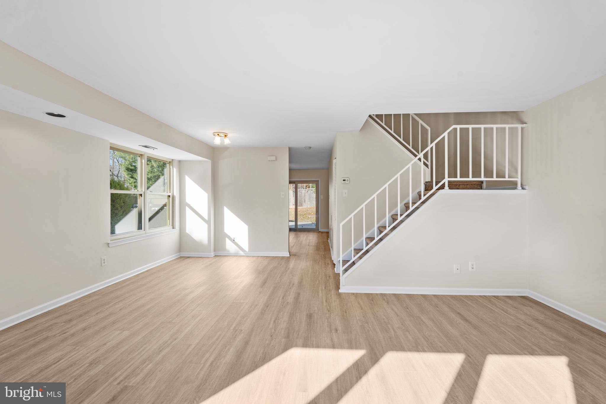 CLUSTERS - Residential Lease