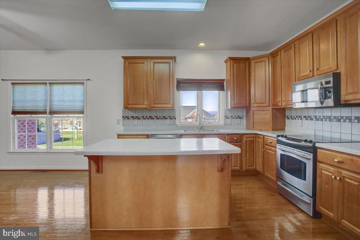 HERITAGE ESTATES - Residential