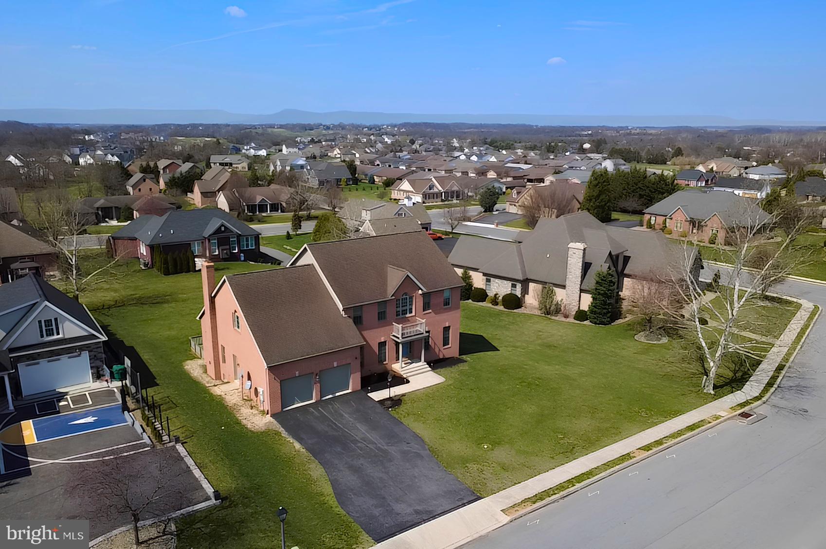 HERITAGE ESTATES - Residential