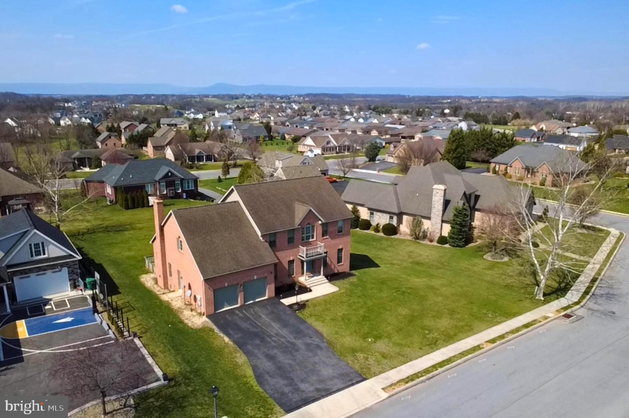 HERITAGE ESTATES - Residential