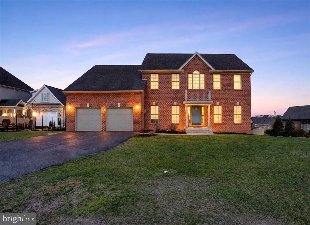 HERITAGE ESTATES - Residential