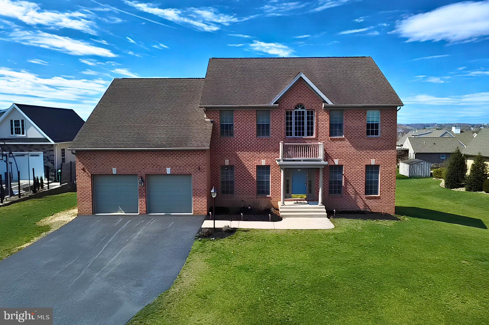 HERITAGE ESTATES - Residential