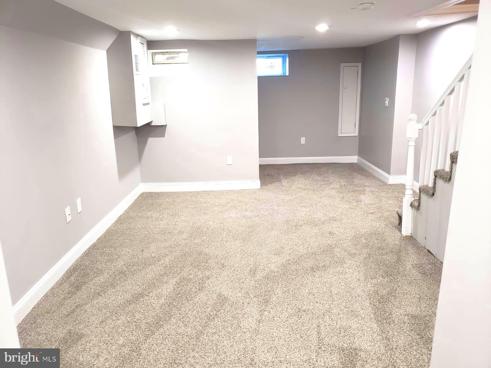 HOES HEIGHTS - Residential