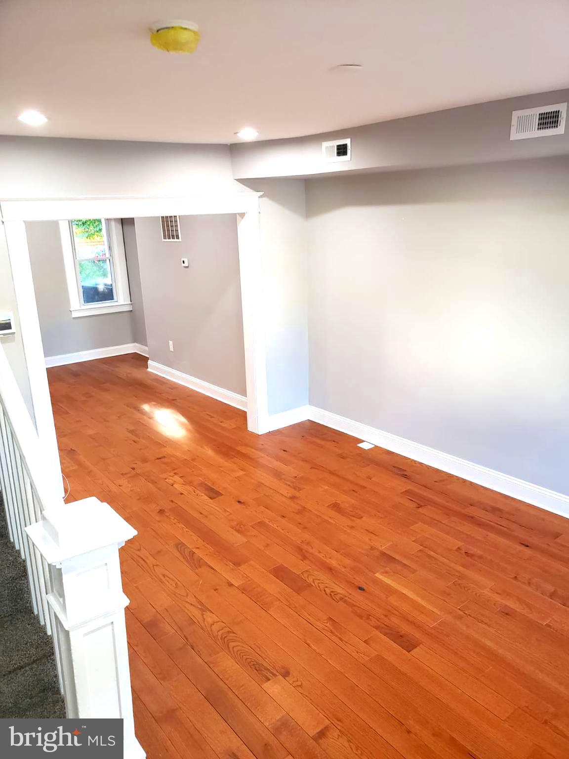 HOES HEIGHTS - Residential