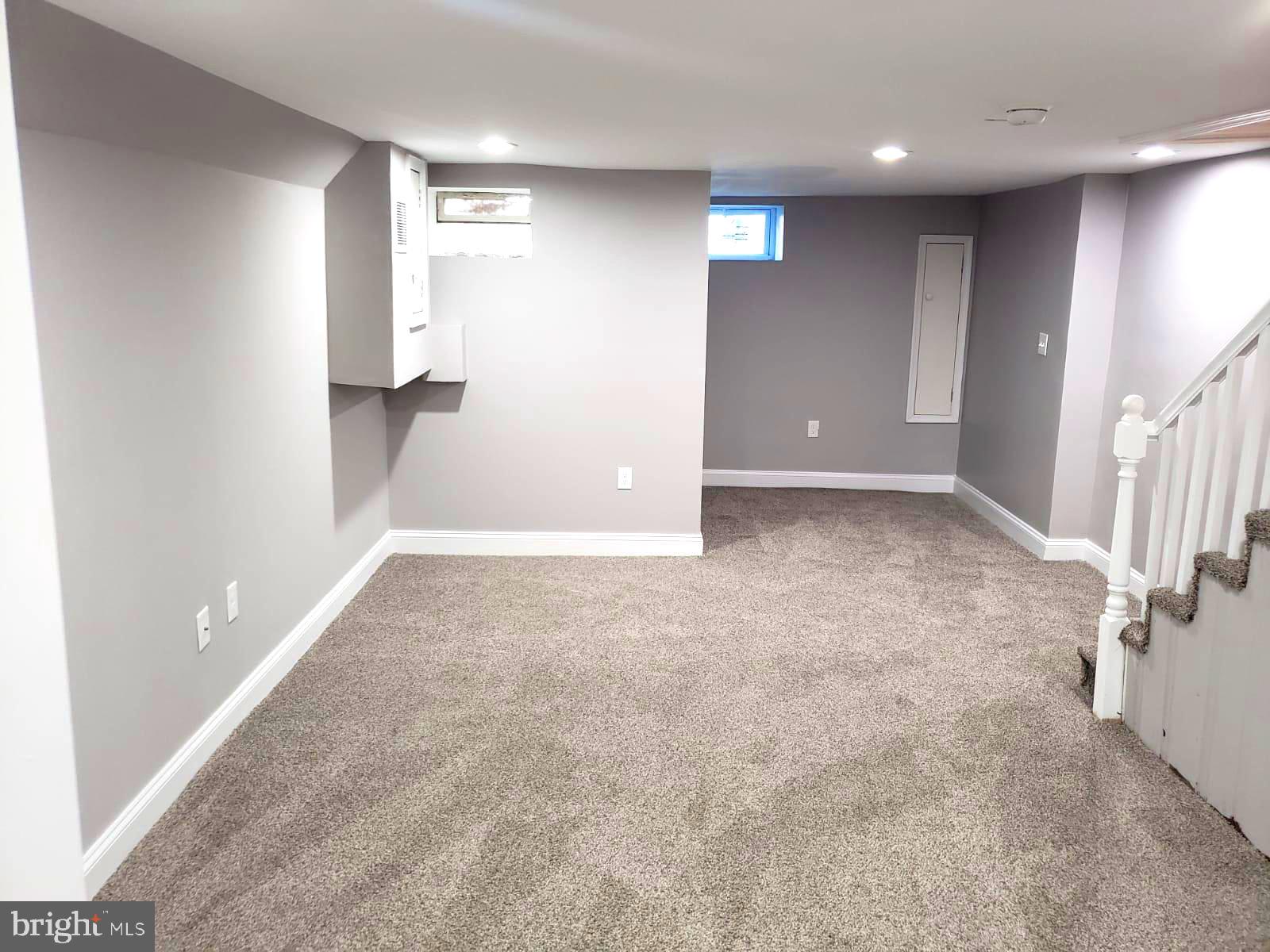 HOES HEIGHTS - Residential