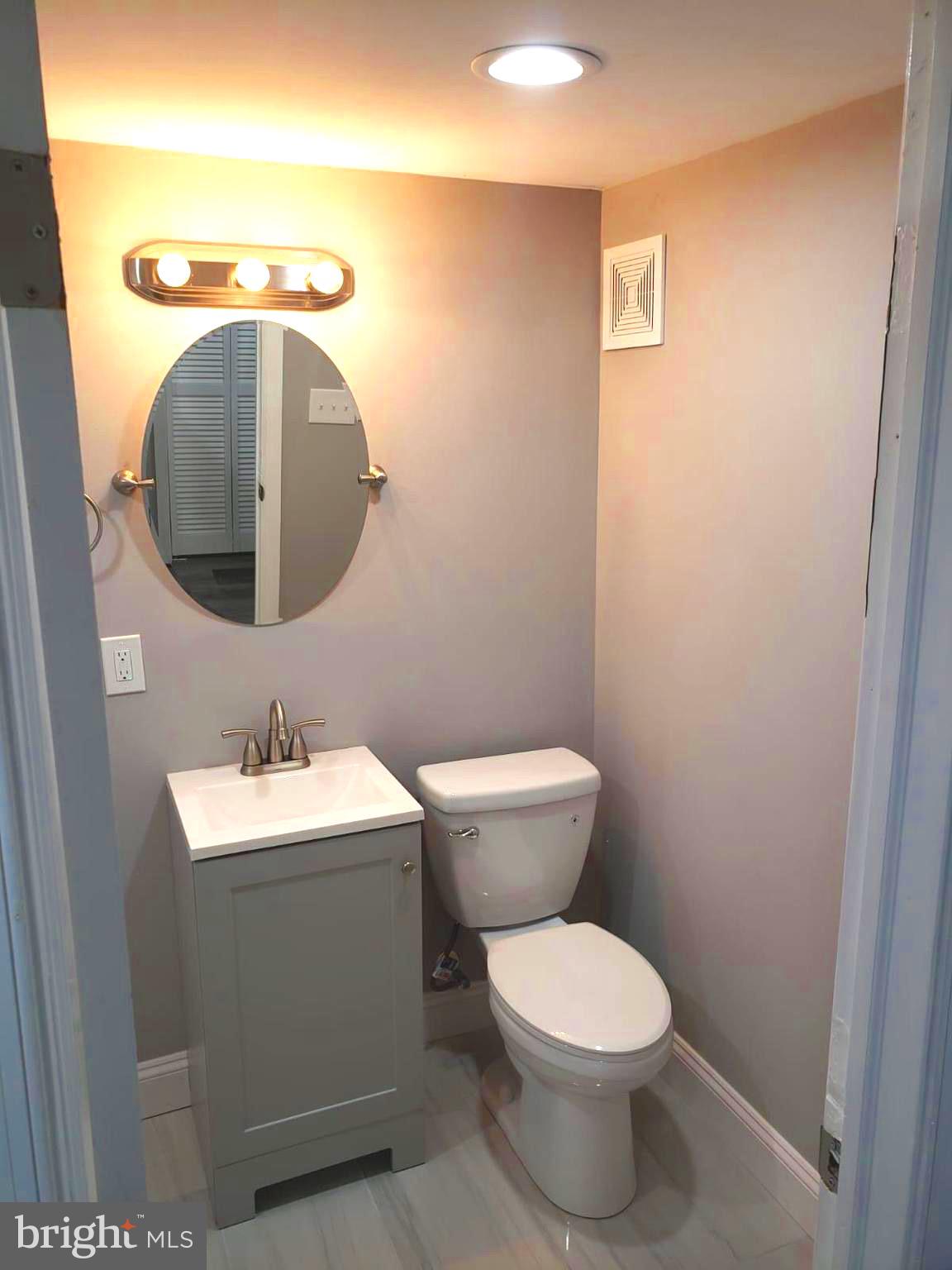 HOES HEIGHTS - Residential