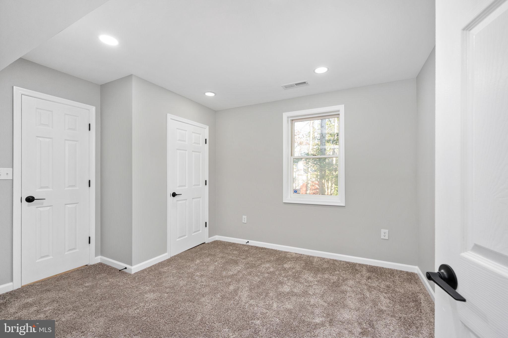 HOLLEYBROOKE - Residential