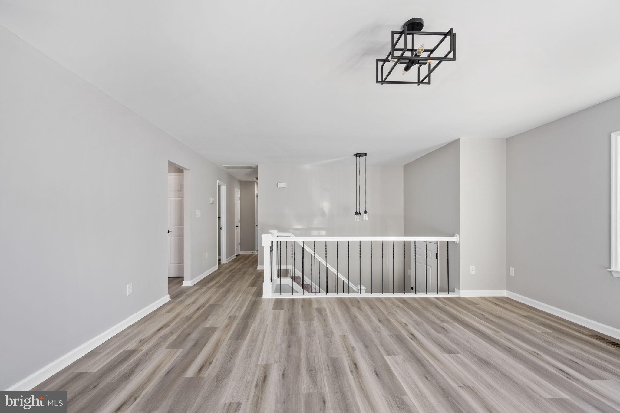HOLLEYBROOKE - Residential