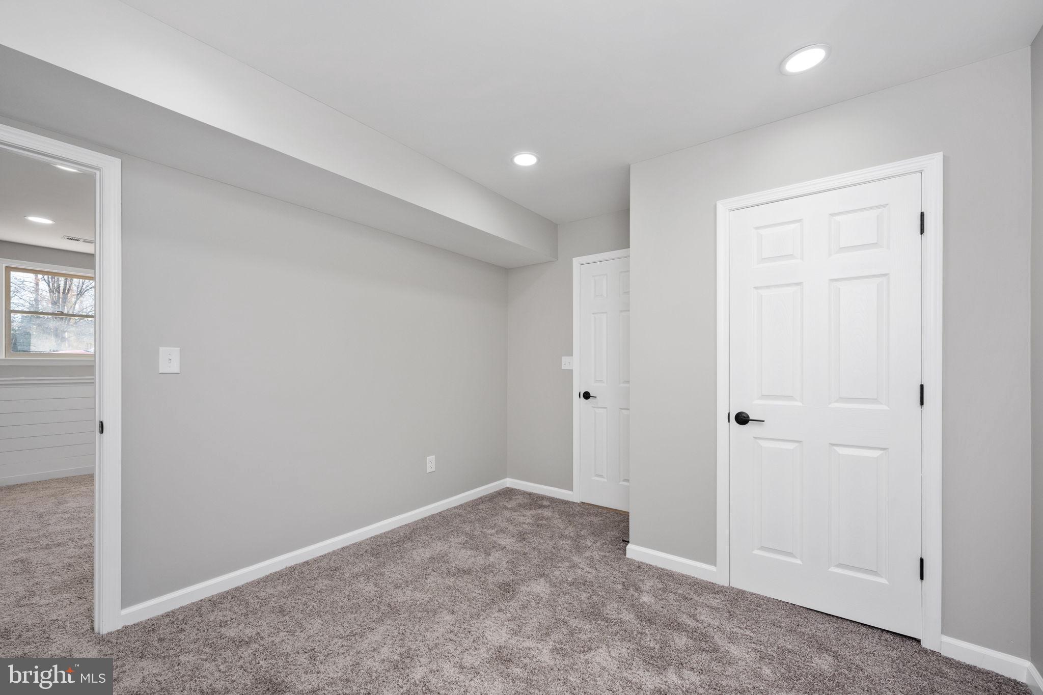 HOLLEYBROOKE - Residential