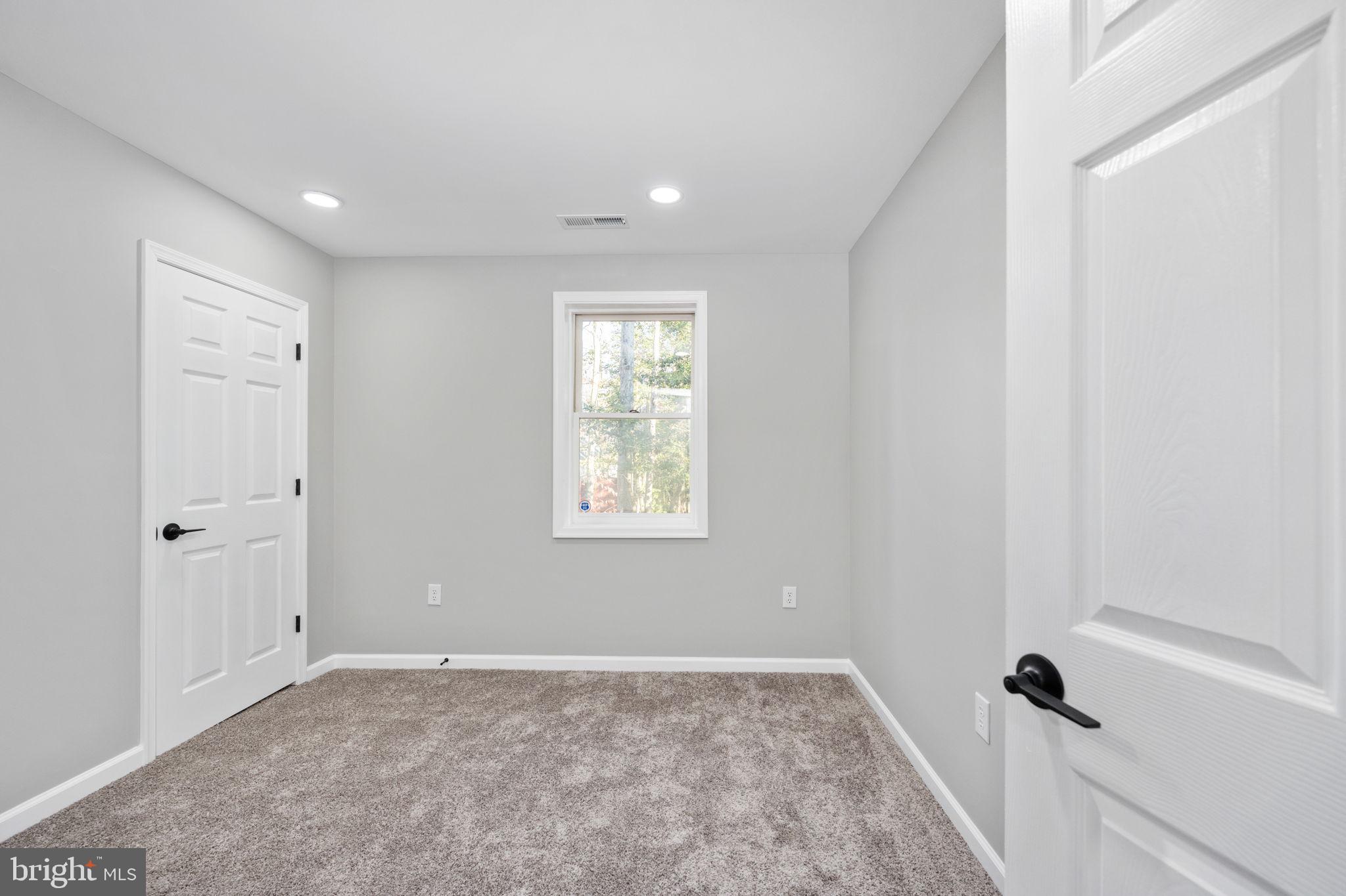 HOLLEYBROOKE - Residential