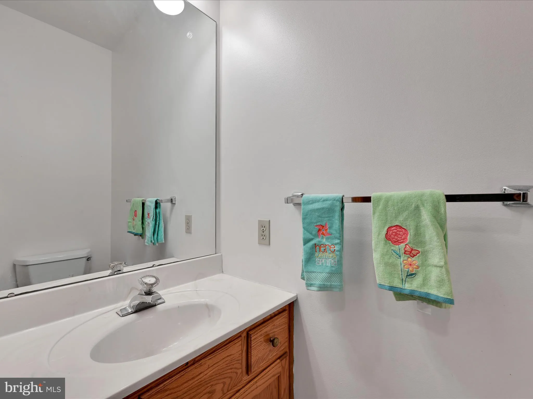 Mount Joy, Pennsylvania 17552, United States, 4 Bedrooms Bedrooms, ,3 BathroomsBathrooms,Residential,Active,105516