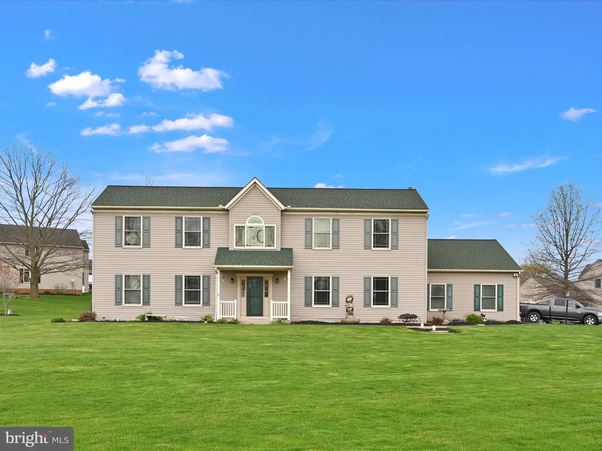 Mount Joy, Pennsylvania 17552, United States, 4 Bedrooms Bedrooms, ,3 BathroomsBathrooms,Residential,Active,105516