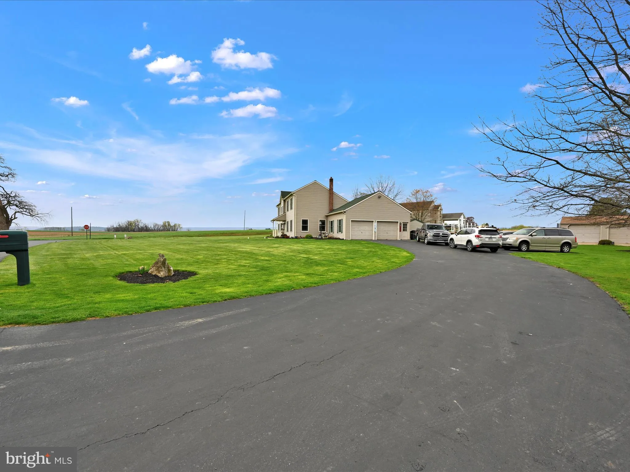 Mount Joy, Pennsylvania 17552, United States, 4 Bedrooms Bedrooms, ,3 BathroomsBathrooms,Residential,Active,105516