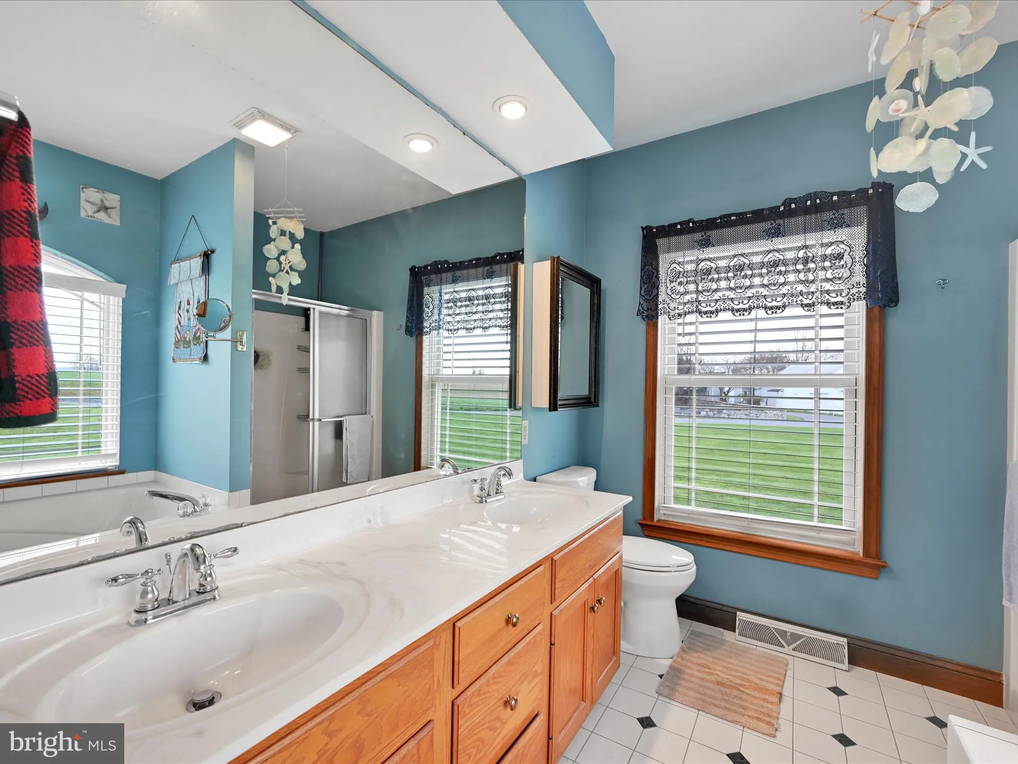 Mount Joy, Pennsylvania 17552, United States, 4 Bedrooms Bedrooms, ,3 BathroomsBathrooms,Residential,Active,105516