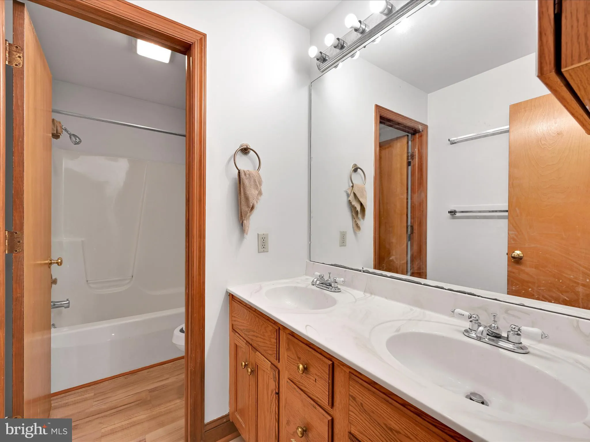 Mount Joy, Pennsylvania 17552, United States, 4 Bedrooms Bedrooms, ,3 BathroomsBathrooms,Residential,Active,105516