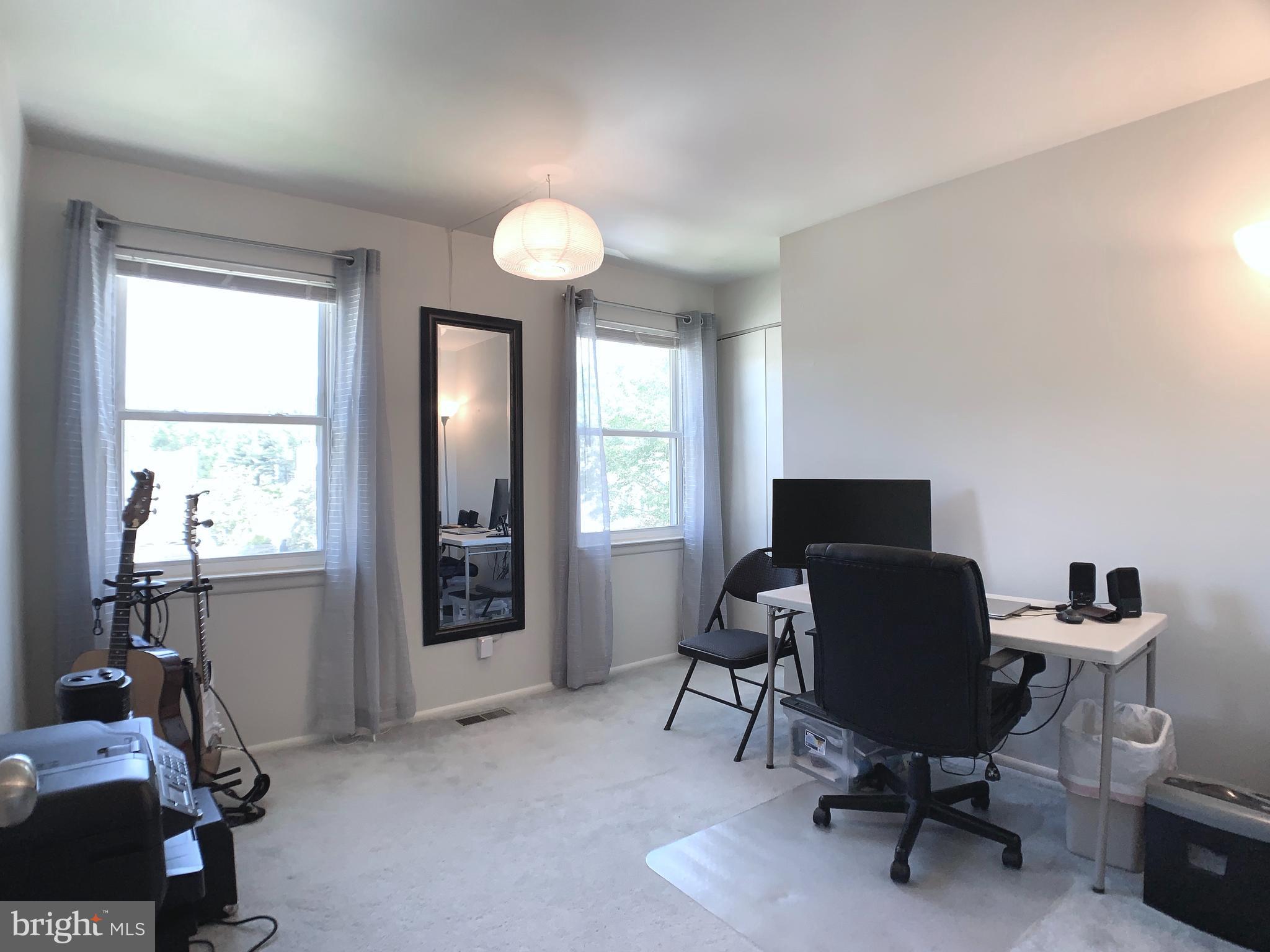 PERRYVALE - Residential