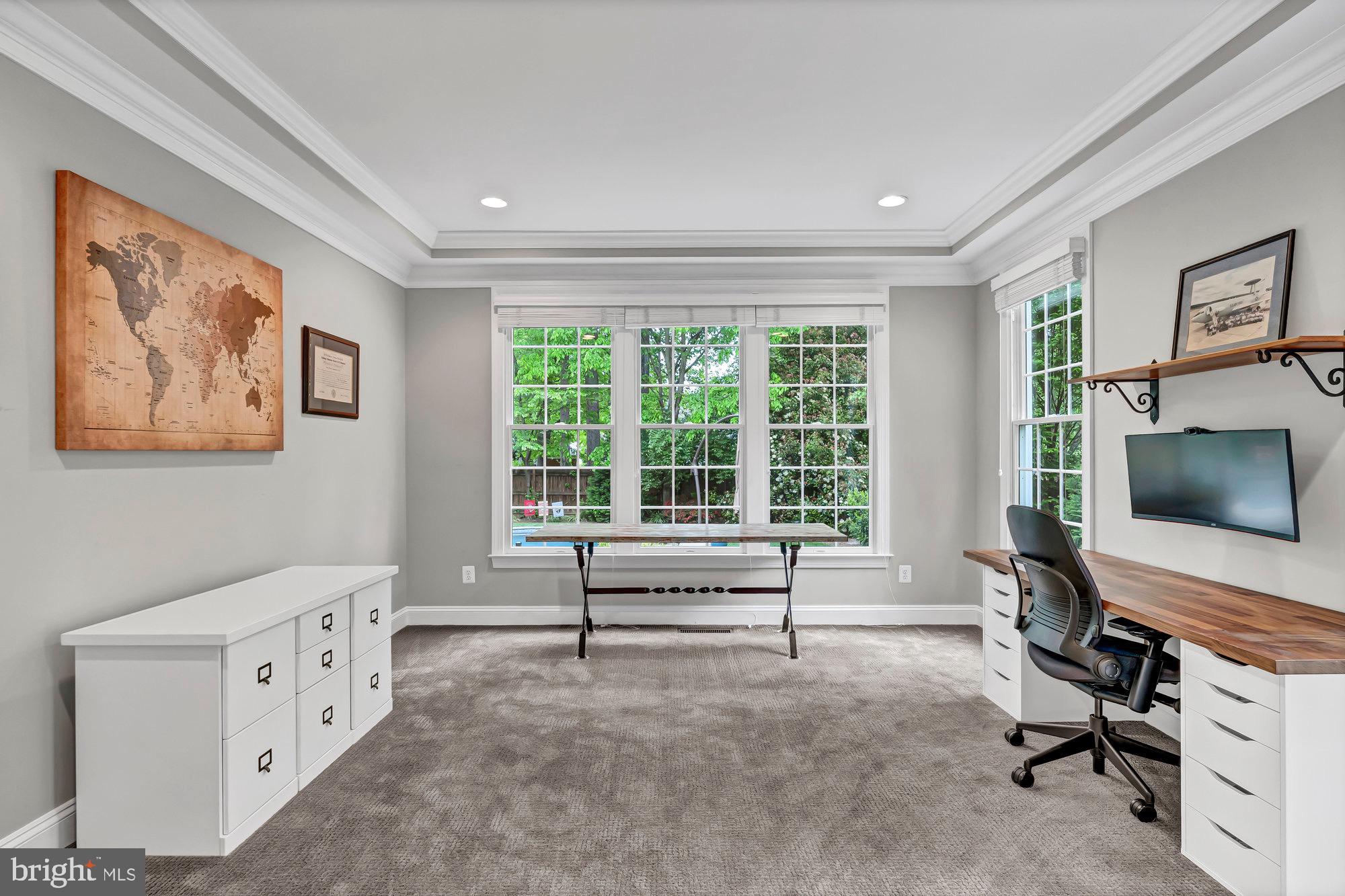 VIENNA WOODS - Residential