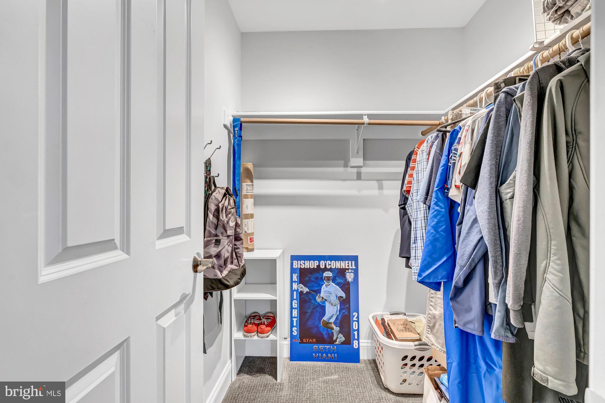 VIENNA WOODS - Residential