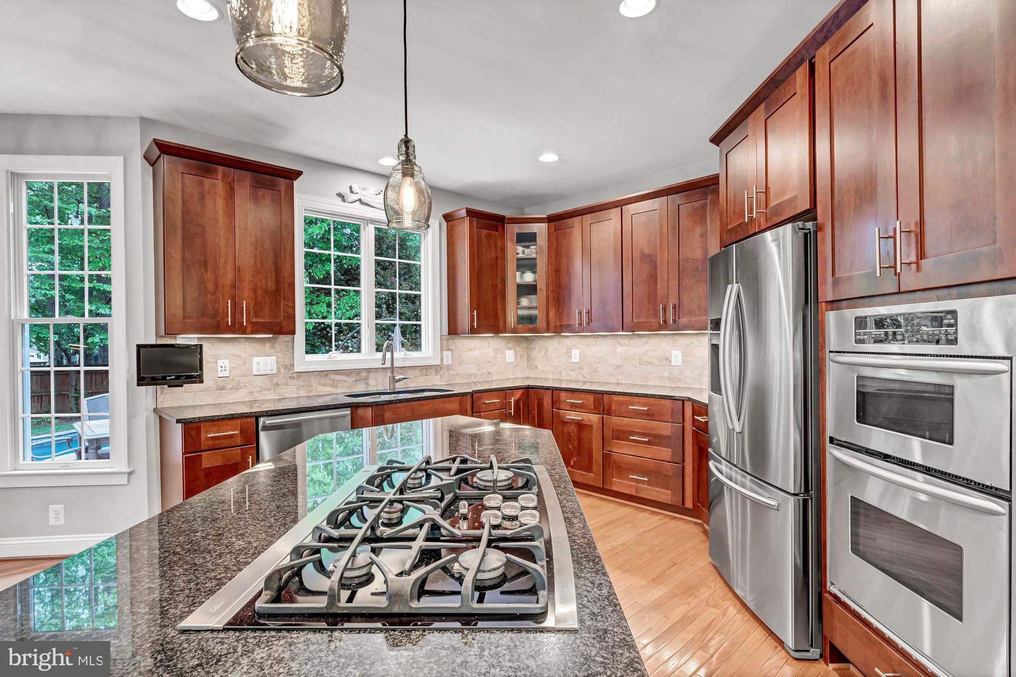 VIENNA WOODS - Residential