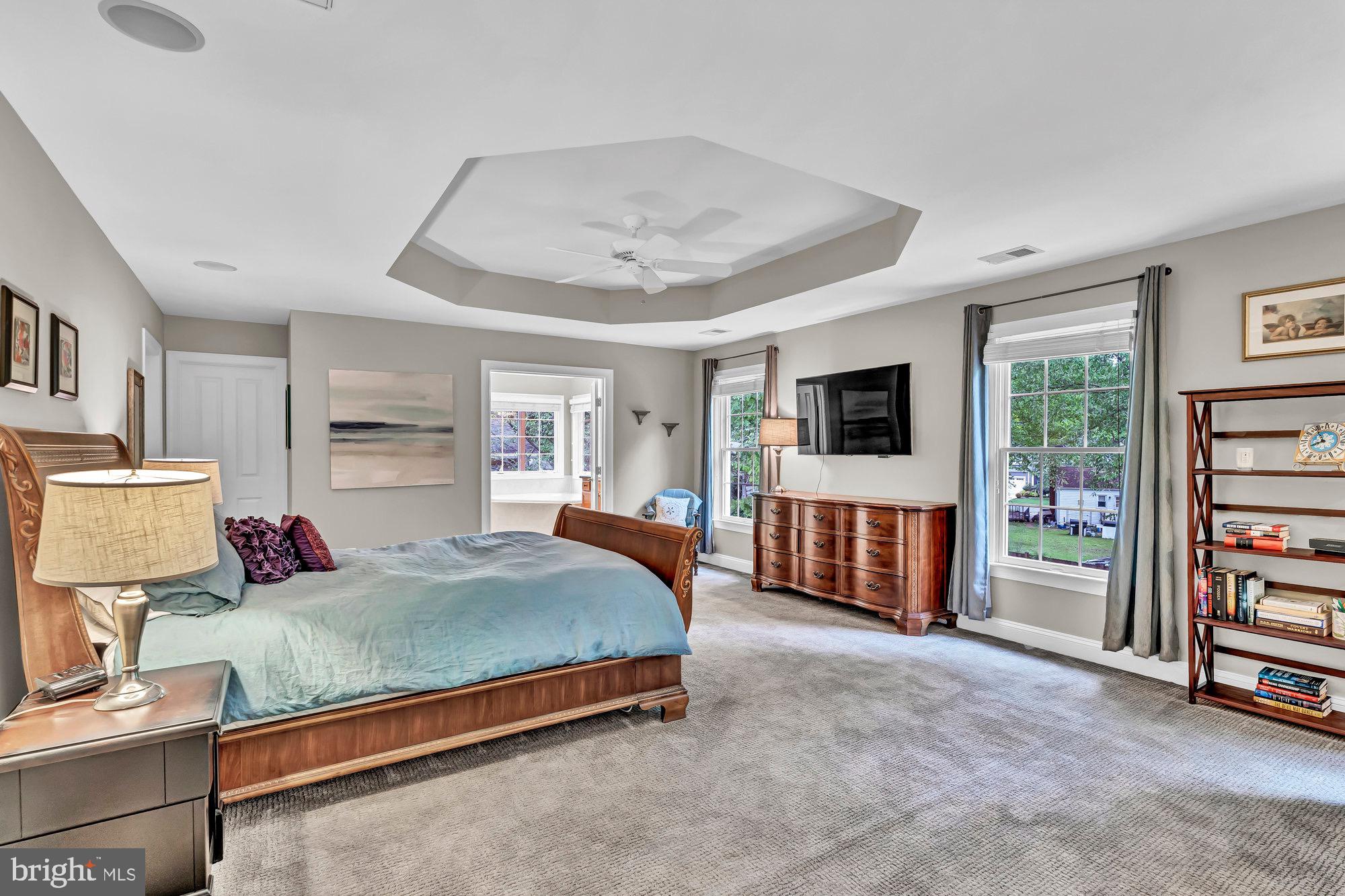 VIENNA WOODS - Residential