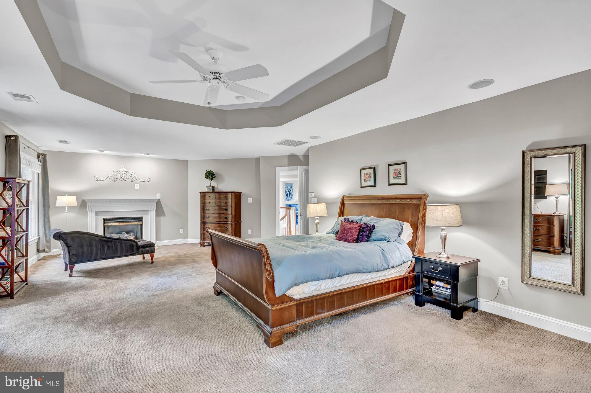 VIENNA WOODS - Residential