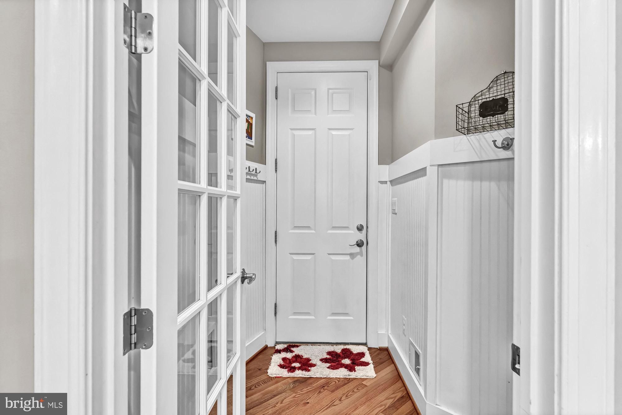 VIENNA WOODS - Residential