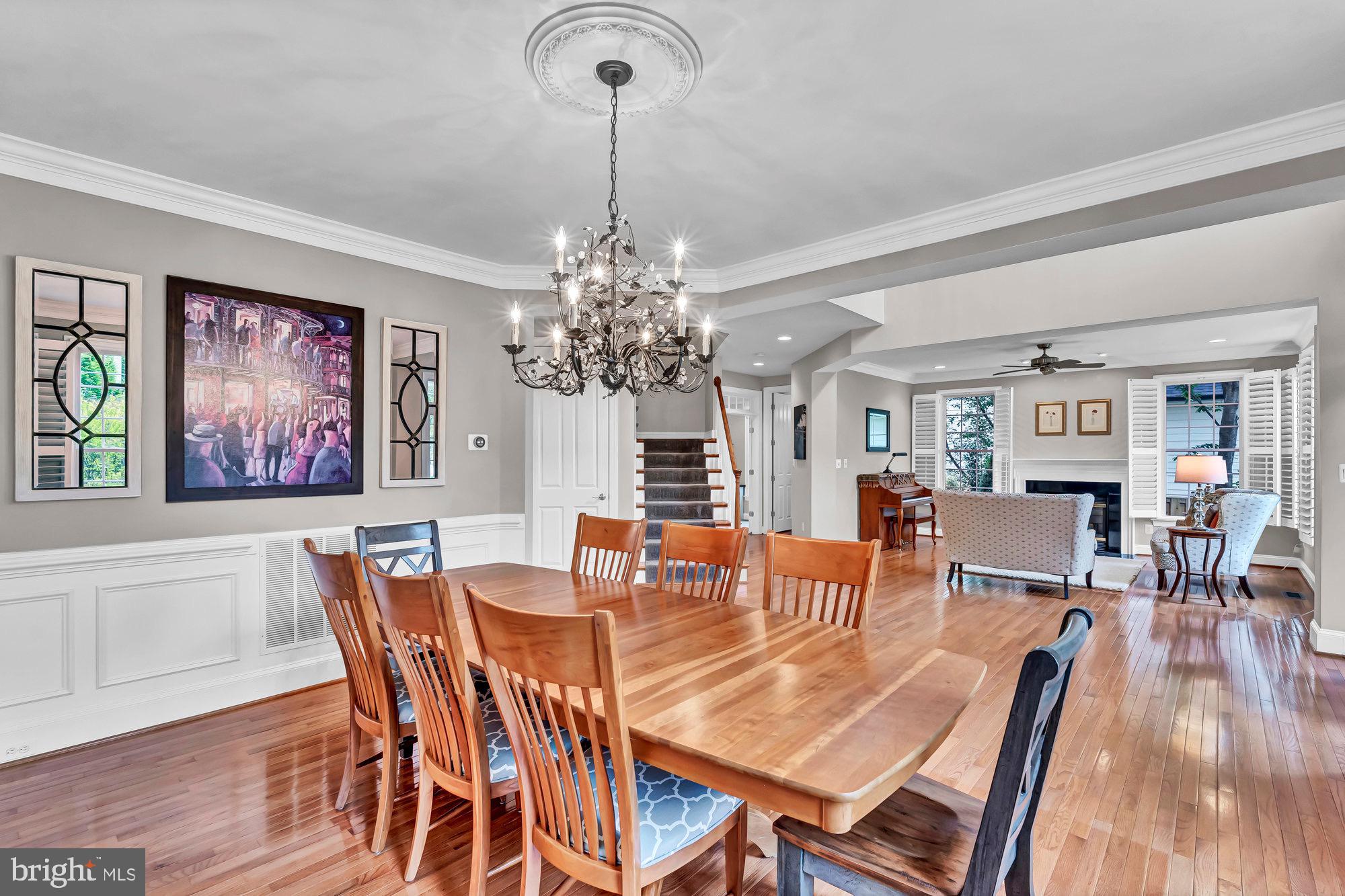 VIENNA WOODS - Residential