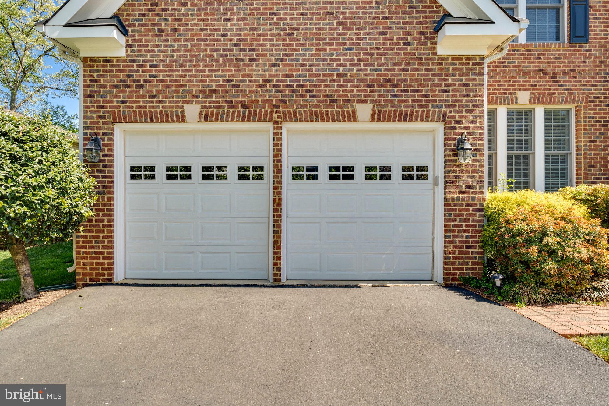 VIENNA WOODS - Residential