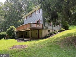 15 WOODLAND DRIVE