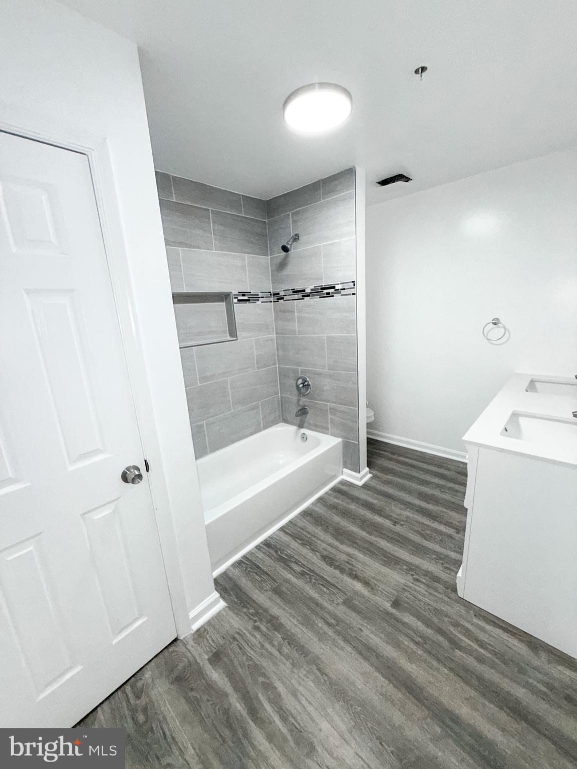 MALLARD LANDING - Residential