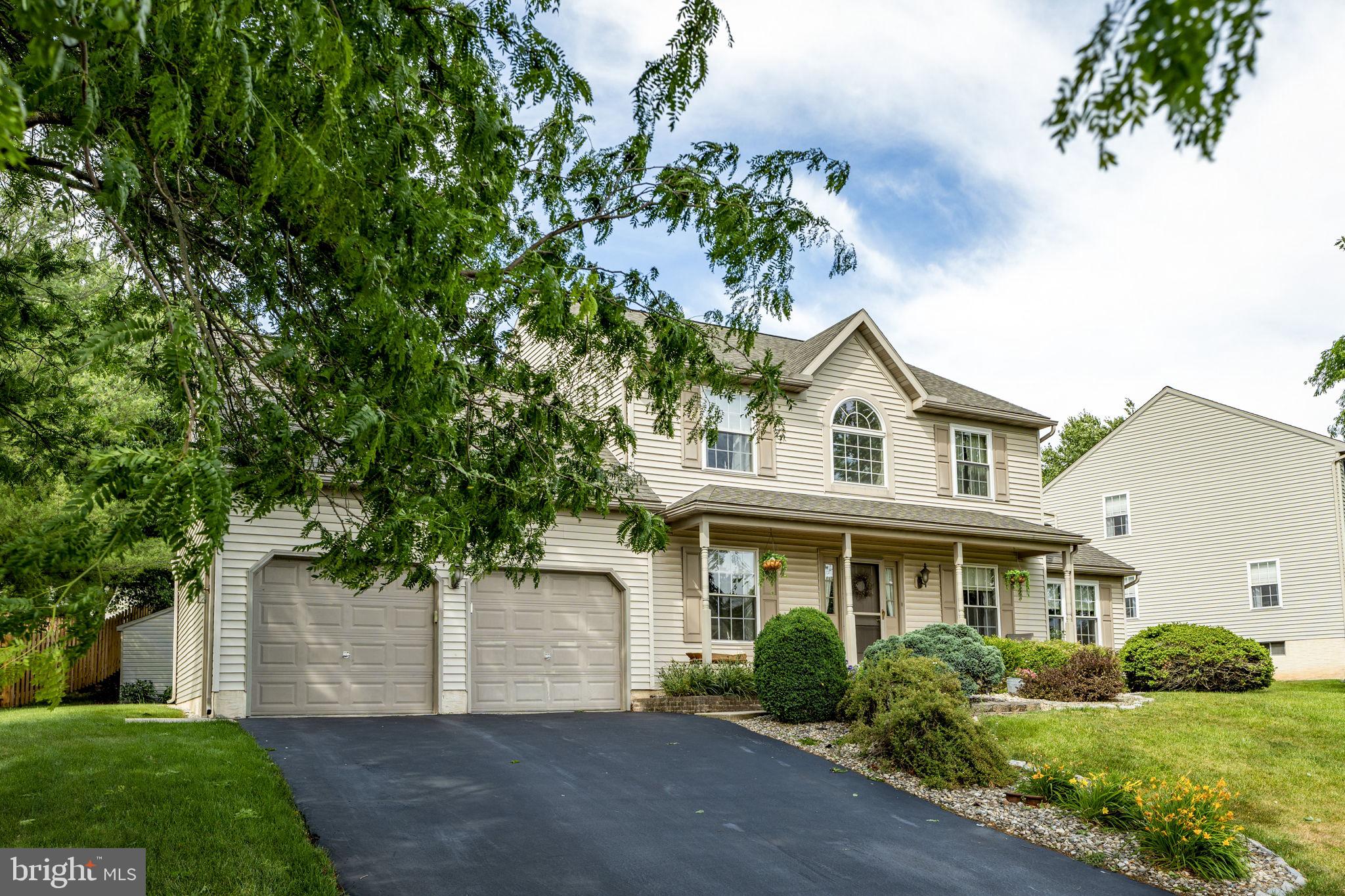 213 WILLOW DRIVE