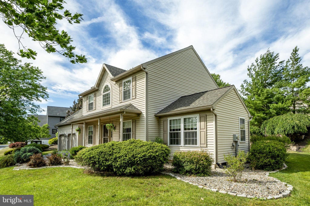 Photo of 213 Willow Drive, DENVER, PA 17517 (MLS # PALA2090862)