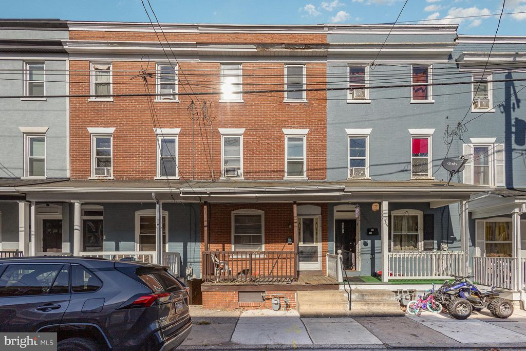 Photo of 643 E Madison Street, Lancaster, PA 17602 (MLS # PALA2060338)