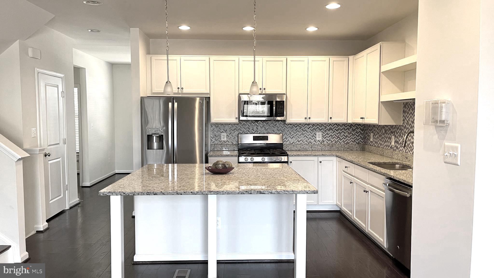 WALKER STATION - Residential