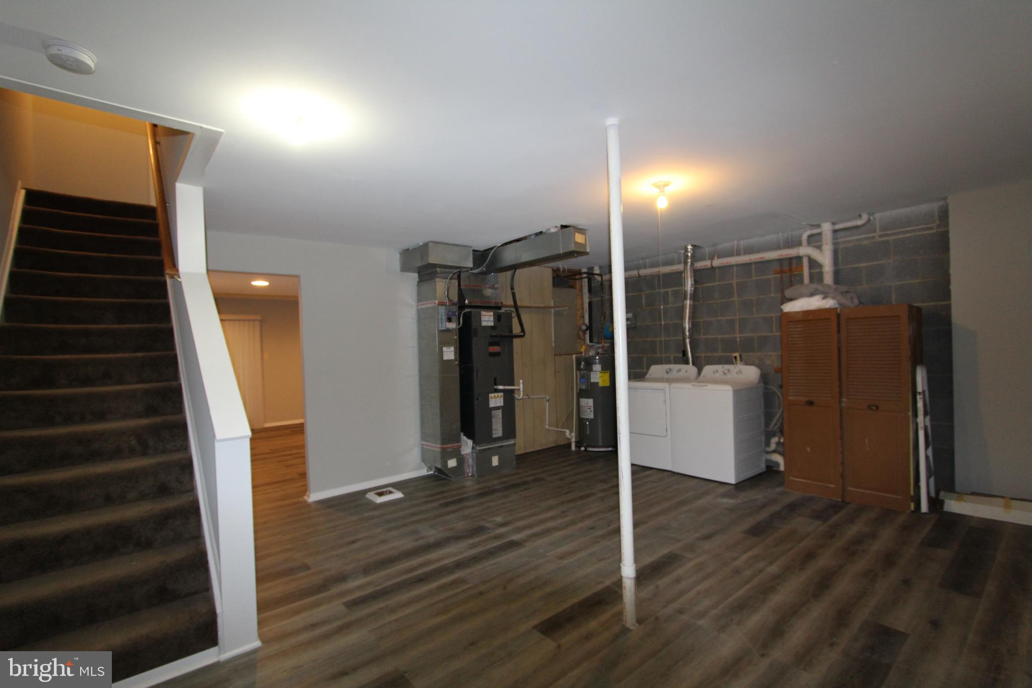 DORSEY HALL - Residential