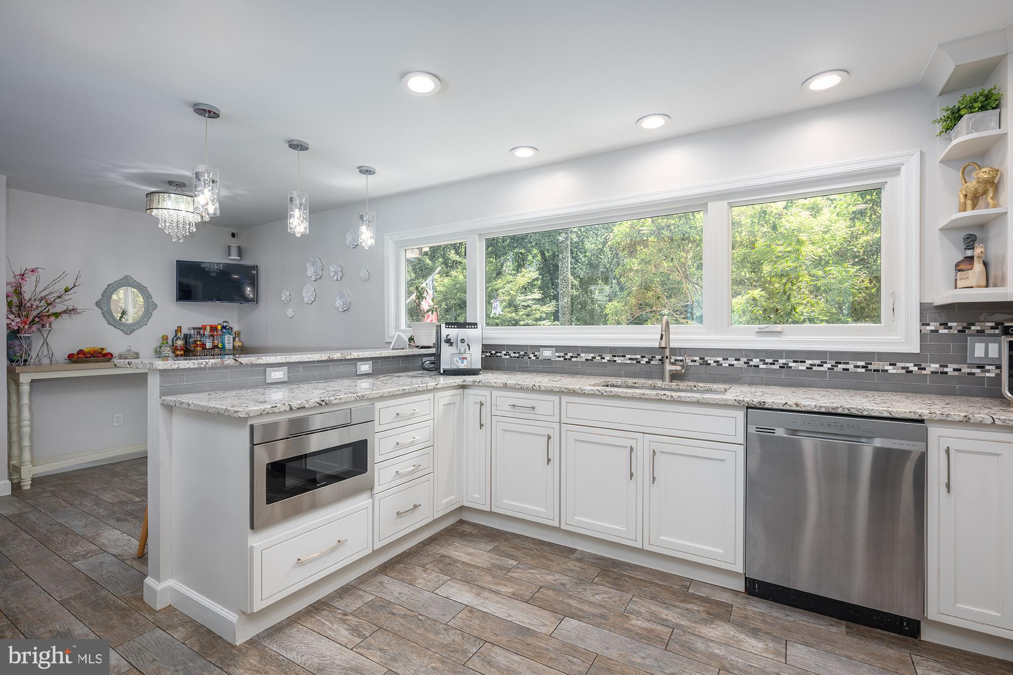 CAVES PARK - Residential