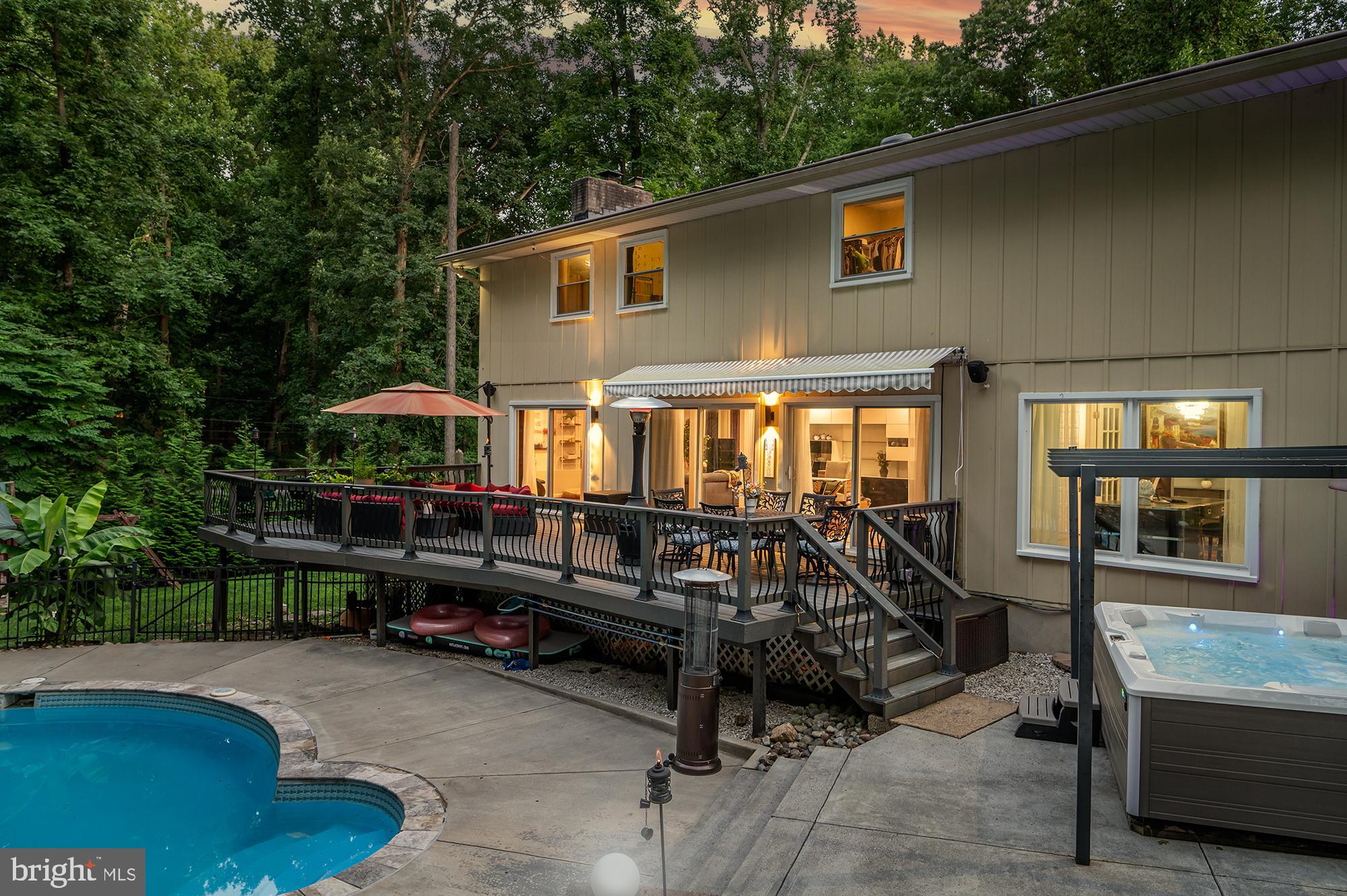 CAVES PARK - Residential