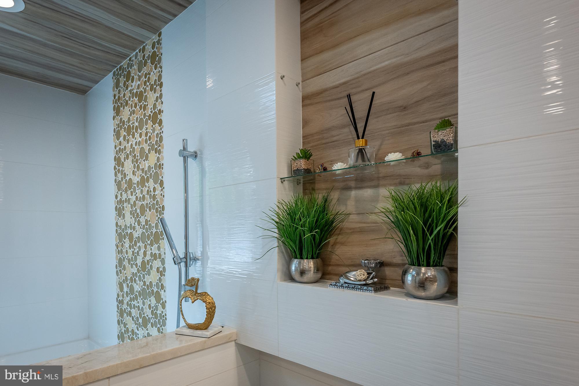 CAVES PARK - Residential