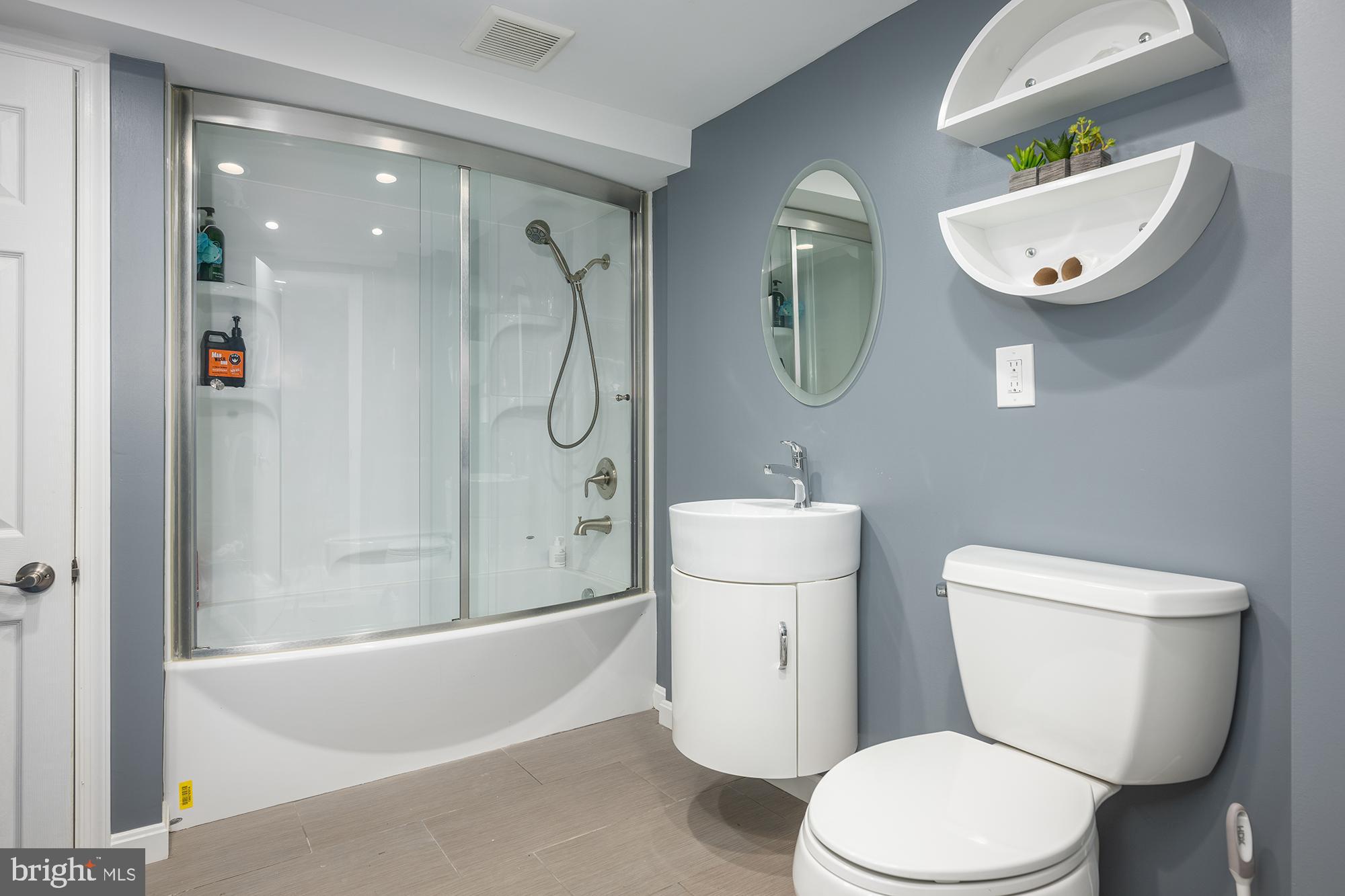 CAVES PARK - Residential