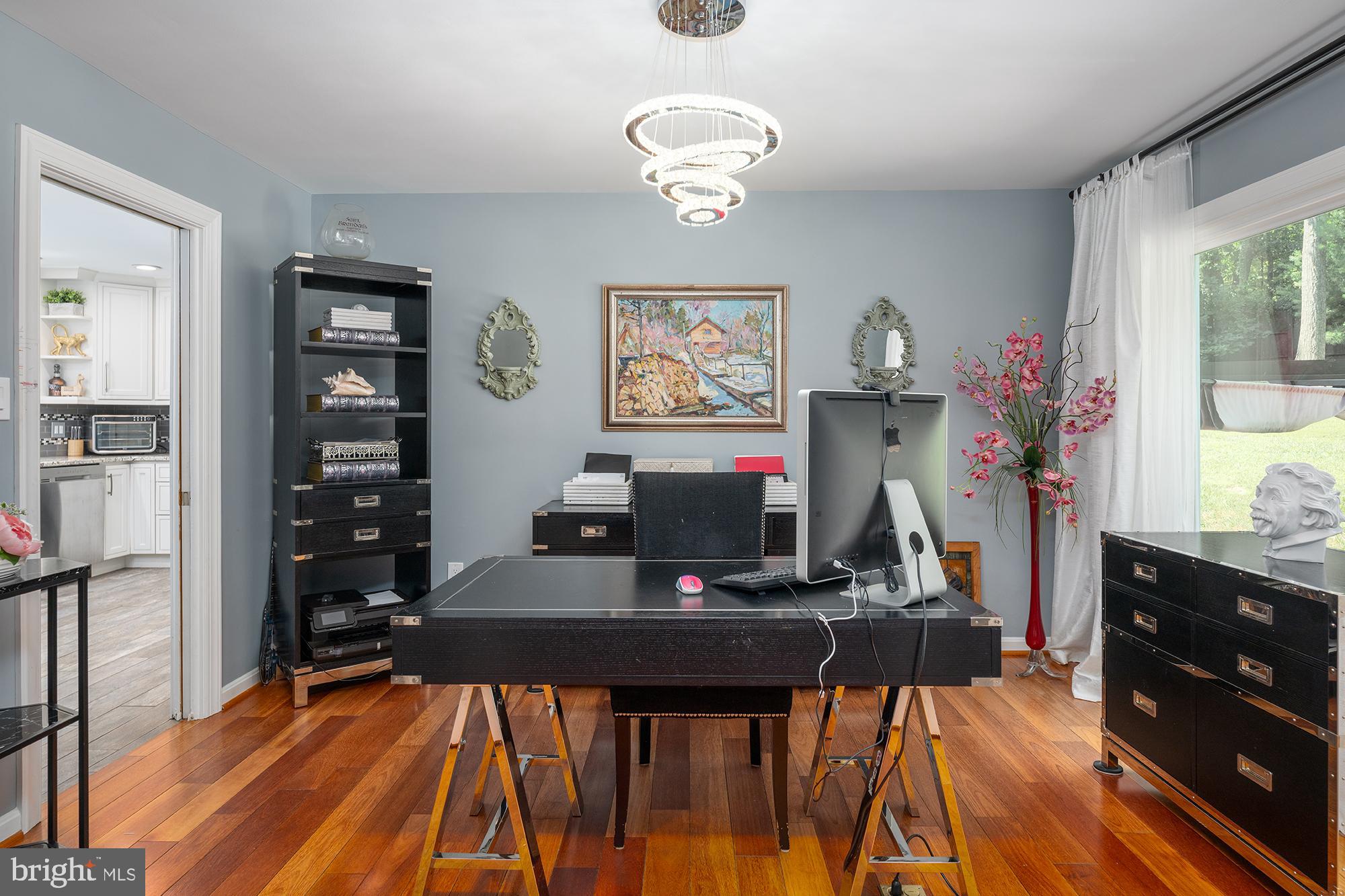 CAVES PARK - Residential