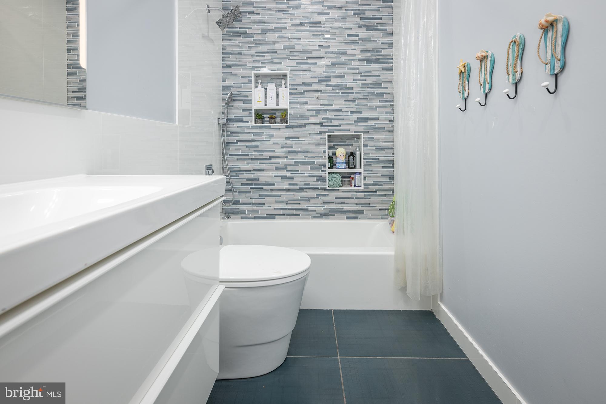 CAVES PARK - Residential