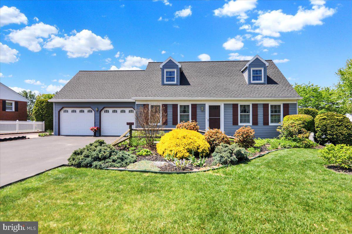 2487 ELLENDALE DRIVE