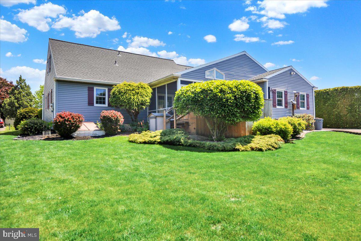 WILLOW ACRES - Residential