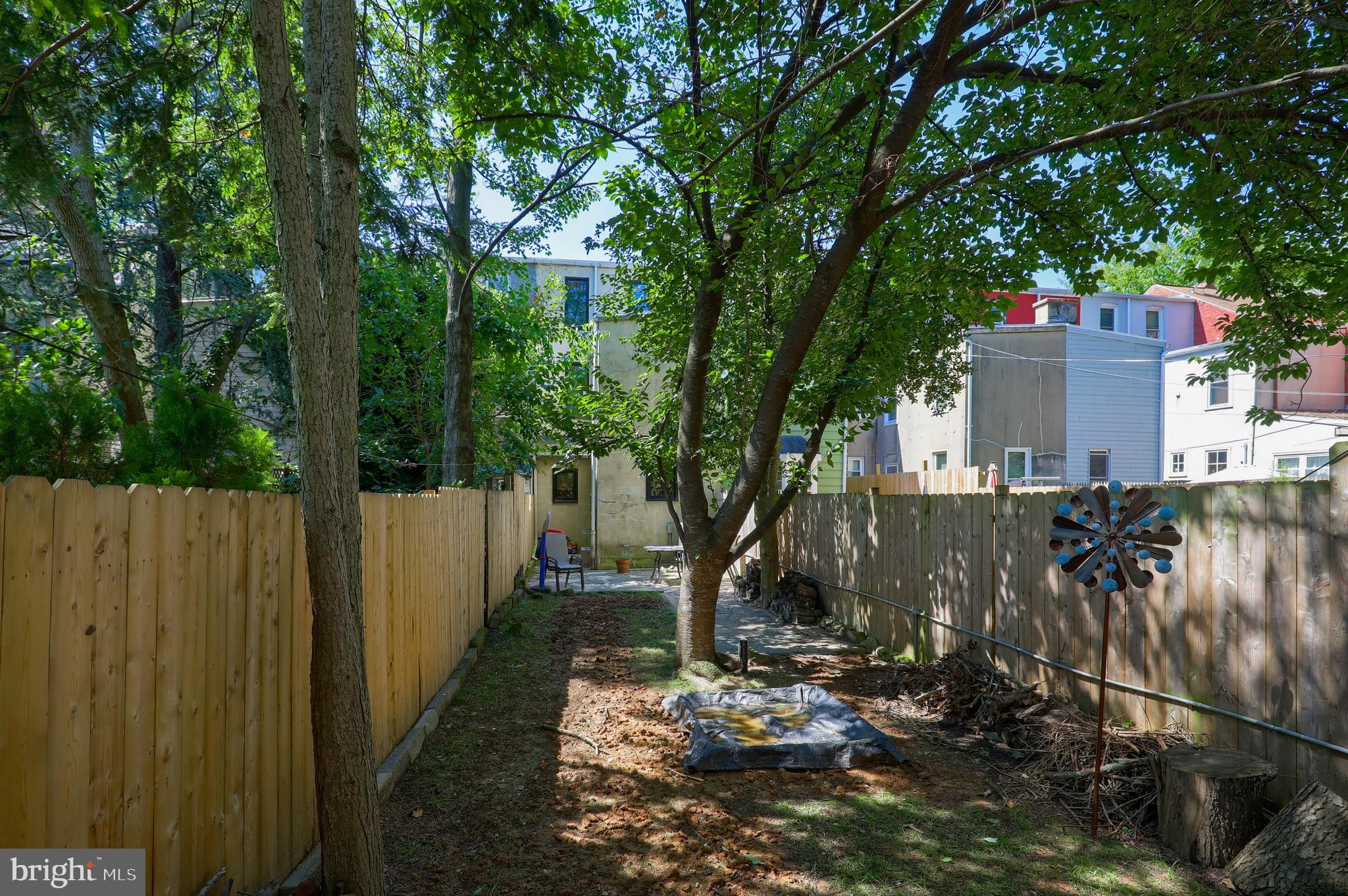 CHESTNUT HILL - Residential