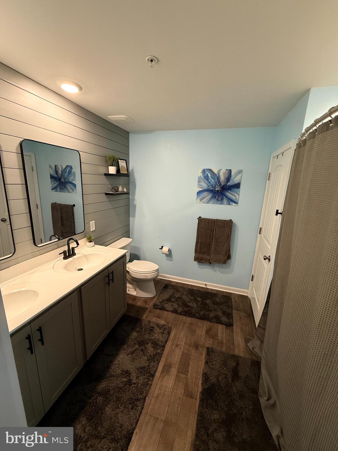 HUNTINGFIELDS - Residential