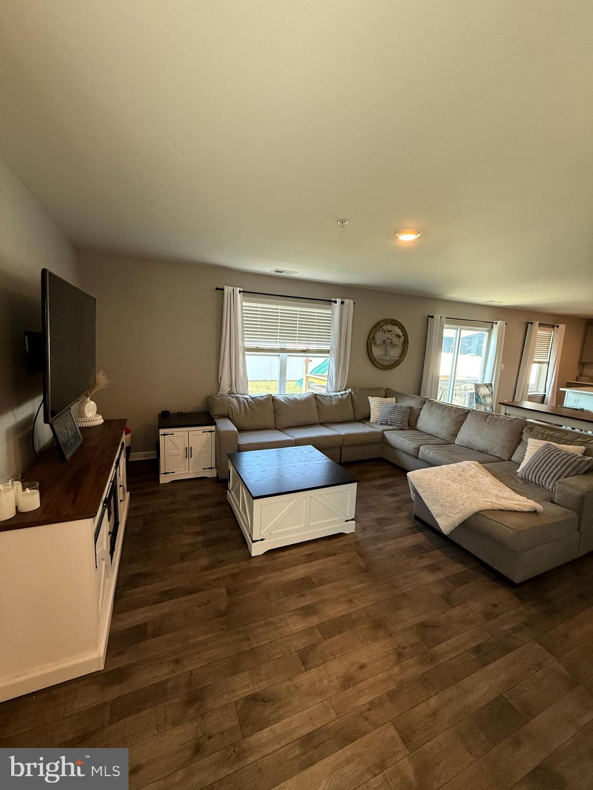 HUNTINGFIELDS - Residential