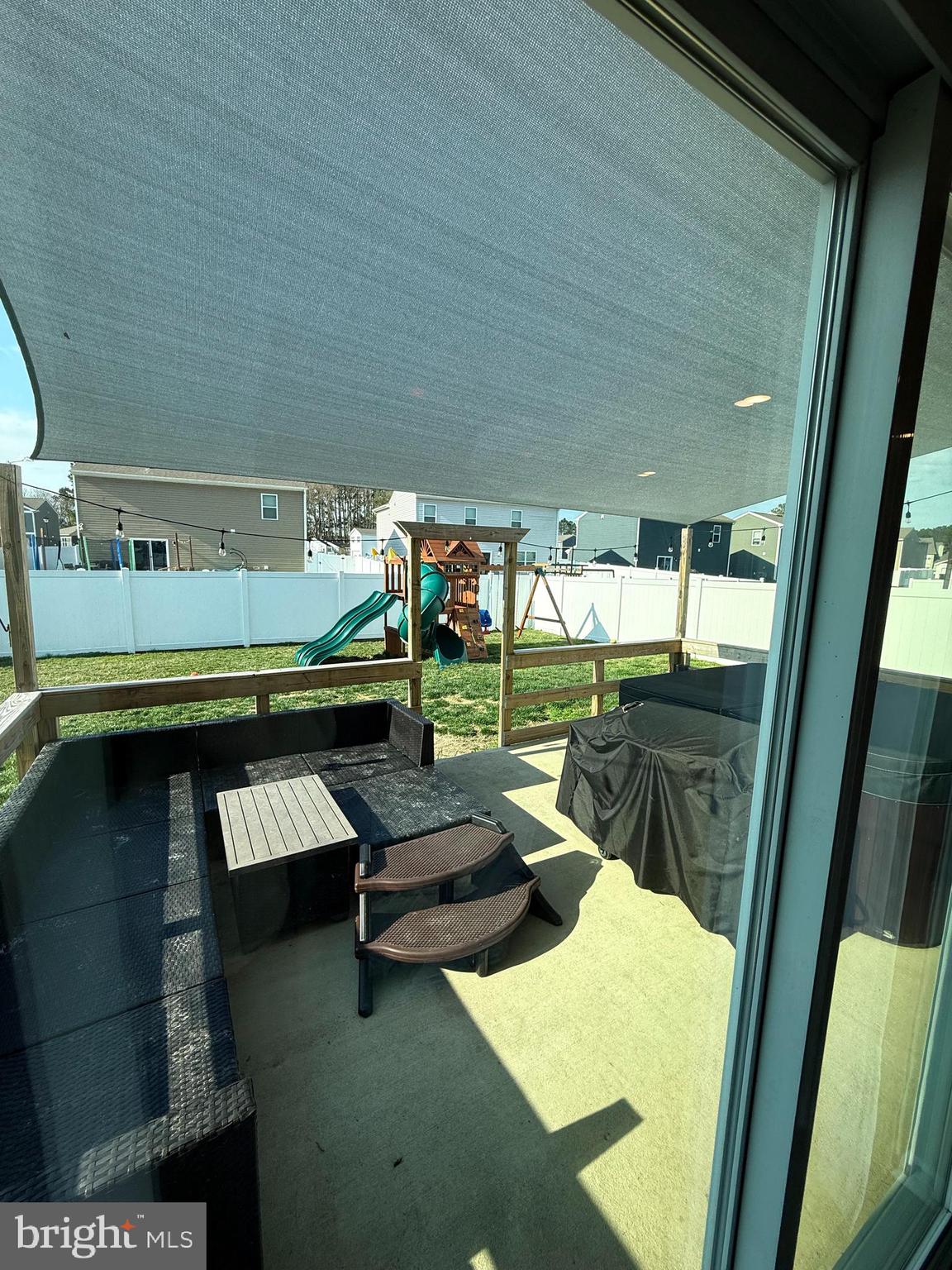 HUNTINGFIELDS - Residential