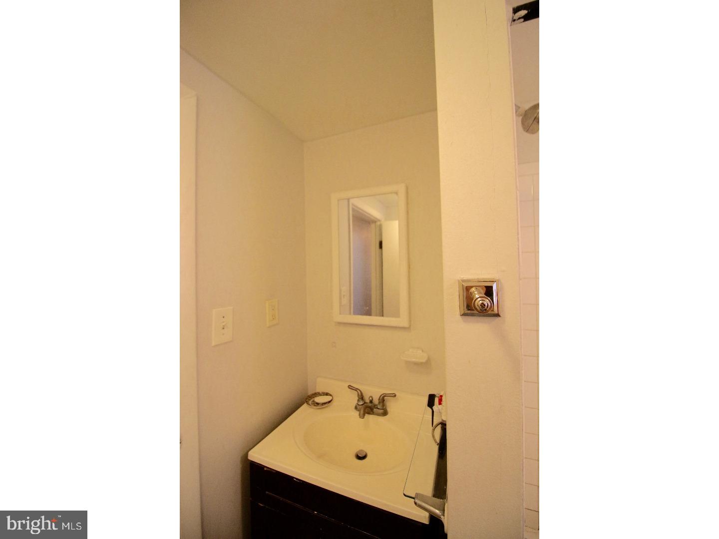 RITTENHOUSE SQUARE - Residential Lease
