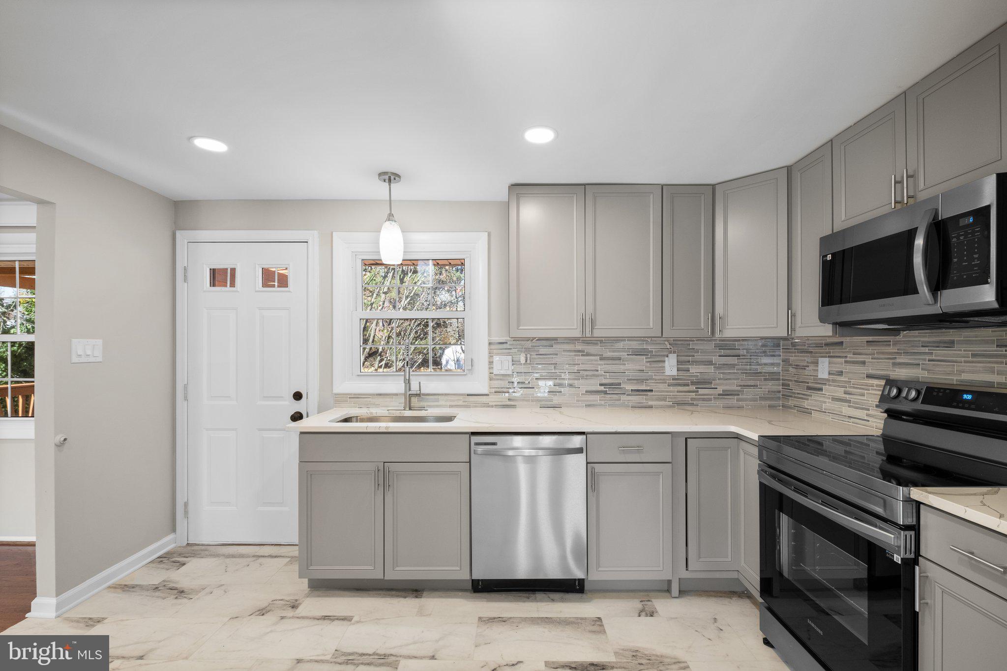 PINEFIELD - Residential